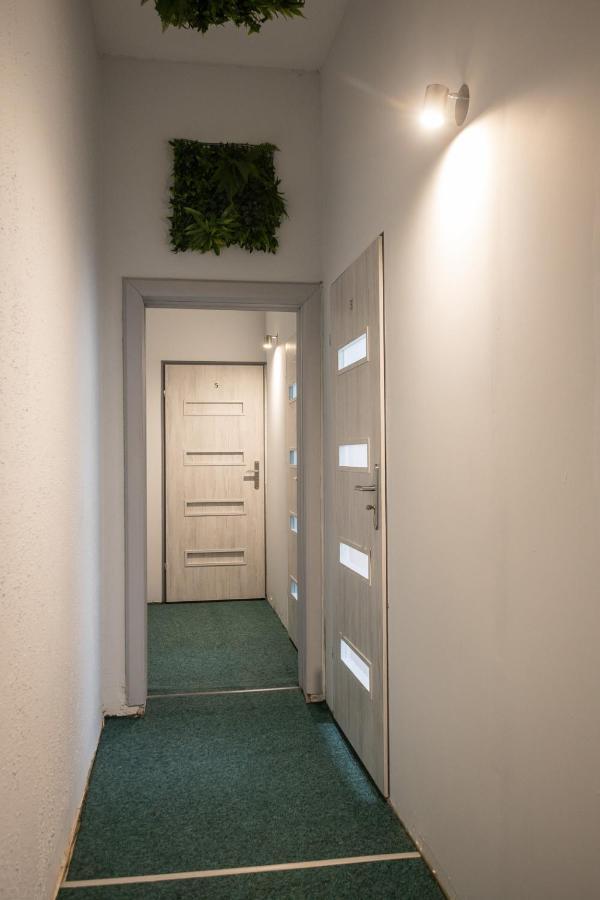 Kosciuszki Street Hostel Вроцлав Екстериор снимка